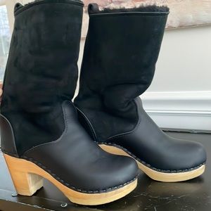 No 6 Boot clogs in great condition